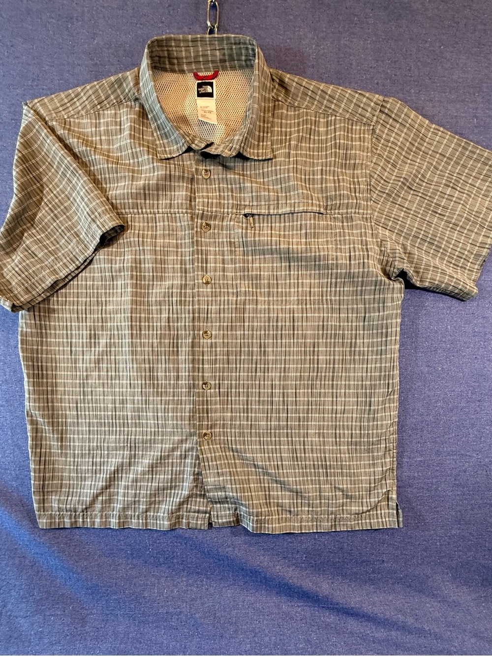 The North Face Men’s Gray Plaid Short-Sleeve Button-Down Shirt
